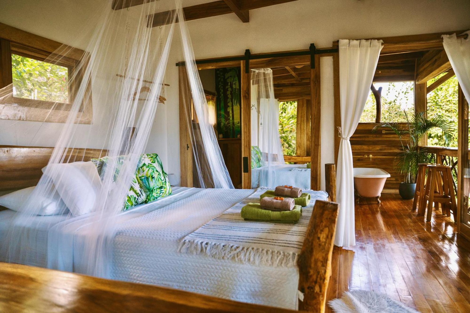 Jungle Spirit Treehouse Villa Cahuita Dış mekan fotoğraf